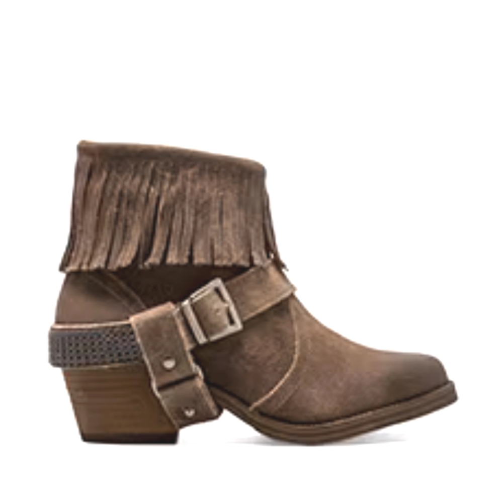 Steve Madden Cavvo harness and buckle studded bootie in taupe size 8 EUC